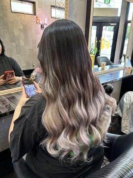 カットツー(Cut2) シールエクステ×コントラストハイライト