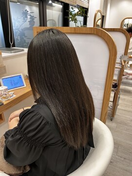 アドラーブル ココロ 新潟(adorable CoCoLo) 縮毛矯正/艶髪/髪質改善/新潟/万代／ストレート