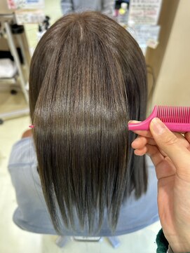 アズール 草加(azule) 髪質改善カラー　オリーブブラウン　ツヤ髪スタイル