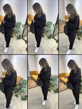 メリー オオサカ(Merly Osaka) どんな仕草も可愛いバレイヤージュ