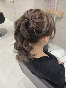 ゆるふわポニー/心斎橋ヘアセット