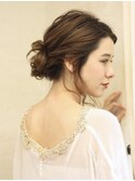 結婚式や浴衣ヘアに♪ミディアムシニヨン