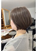 ＊ナチュラル白髪活かし×後ろ姿もキレイな大人ショート＊