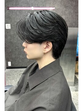 メンズサロン スライバイリアオオサカ(Sly By Ria OSAKA) ~毛流れセンターパートウルフ~【大阪/梅田】