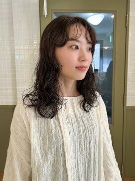 エミィ(emme) 【emme×MIYU】ロングパーマ