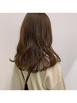 ツイギー 宮西店(TWiGGY) ナチュラルベージュにゆるふわロング