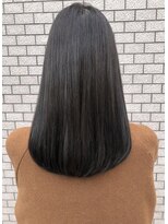 リア(Lia by KENJE)&nbsp;Lia　トーンダウンもイルミナカラーで♪