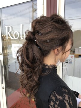 リタ(rita) ポニーテールアレンジ