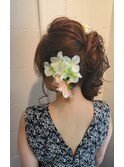 大人女性の サイドテール ヘアアレンジ