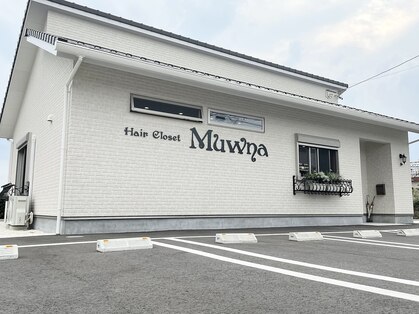 ムーナ(Muwna)の写真