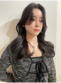 センターパートエギョモリで大人っぽい韓国ヘアーs