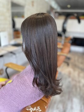 美容室 アルテモーダ ロングレイヤー×オリーブベージュ