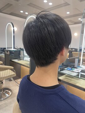 e.m.a プレミアムビューティーサロン 栄駅店(e.m.a PREMIUM BEAUTY SALON) ナチュラルメンズカット