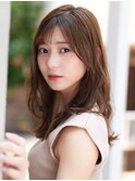 清楚可愛いニュアンスカールくすみベージュ