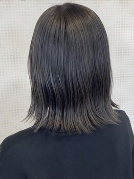 髪質改善に特化した厳選トリートメントで、うるツヤ髪を実現しませんか？あなたの髪を大切にケアいたします