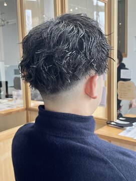 フェリアファム 北千里(FERIA fam) スパイラルパーマ