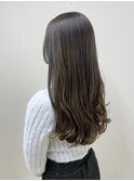 グレーベージュ