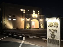 リングケー(Ling K)の雰囲気（夜は看板を目印にしてください☆）