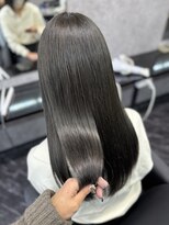 アンダーバーマッティーナ(UNDRvr mattina)&nbsp;ダークオリーブグレージュ