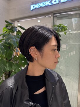 ピークアブー アヴェダ ギンザシックス(PEEK-A-BOO AVEDA GINZASIX) 耳掛けショート 前下がりショート