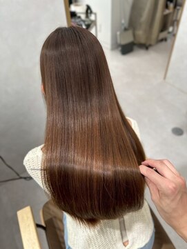 スラッシュホワイト テラッソ前店(SLASH white) 髪質改善/縮毛矯正/トリートメント/姫路