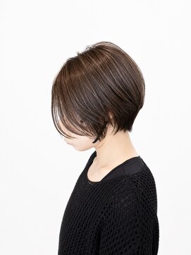 海月びより。 大人ショート/透明感グレージュ/ふんわりショート