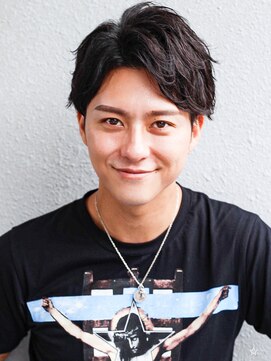 アフロート ディル(AFLOAT D'L) ソフトツイスト黒髪マッシュネオウルフオリーブカラーワンレン