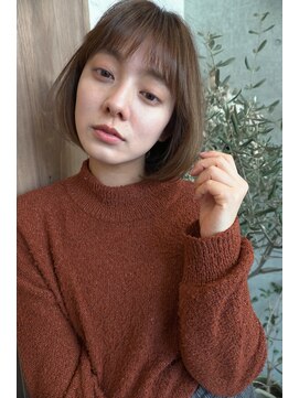 ピークス(PEAKS) ボブレイヤーショートひし形ボブ前下がりレイヤーボブハイライト