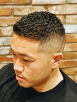 ヒロギンザバーバーショップ 丸の内店(HIRO GINZA BARBER SHOP)&nbsp;濡れパン×フェードカット