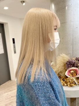 ルーブ トウキョウ(Loob. TOKYO) ハイトーンベージュカラー（ミルクティーカラー）セミロングボブ