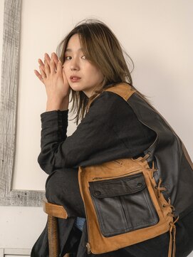 ラパンセノアール(LA PENSEE NOIR) デザインカラー＋シャドールーツ