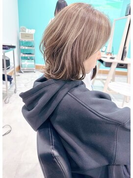 ユーフォリア(Euphoria.) 大人可愛いハイライト×ミディアムスタイル