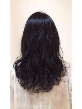 ディープラス(D PLUS) 黒髪ロングパーマ
