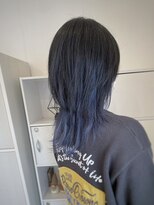 ヘアメイク コモレビ(hairmake komorebi) 【山本智文】インナーカラーブルー