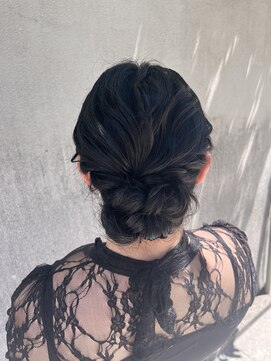 エムタニグチミュー(MTANIGUCHI Mieux) ヘアセット/ヘアアレンジ/結婚式ヘア/シニオン