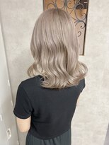 ルノン シェリー(LUNON cheliy)&nbsp;ホワイトグレージュミニウルフチェリーブラウンデジタルパーマ