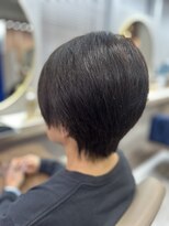 アオ 花咲町(a-o)&nbsp;タイトなショートレイヤースタイル♪