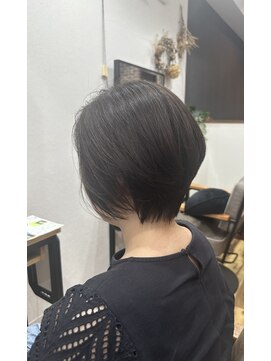 ピリナ(Pilina) レディースショートスタイル【門前仲町/越中島/月島/大人女性】