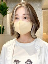 エリマ 武蔵小杉(elima) 武蔵小杉イルミナカラーレイヤーボブウルフショートヘアベージュ