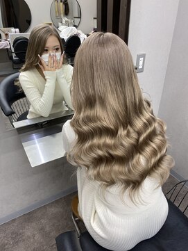 エミーバイモアムー(Emmie byMoremuu) 【埼玉YU-TA ギャルスタイル】