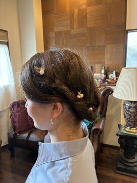 ボウベルズ ヘア アンド メイクアップ ドレッシング Bowbells hair&make up dressing シニヨン