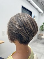 マノハ(manoha) ハイライト ショートボブ