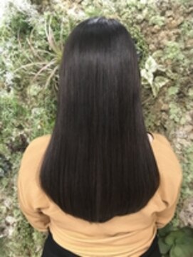 ヘアメイク アンティ シャンドラ縮毛矯正＋HUEグロス♪