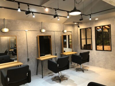 アグ ヘアー グスマン 西永福店(Agu hair guzman)