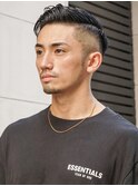かき上げフェードカットスリークショートサイドグラデーション