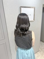 ラム(L'am)&nbsp;赤みを抑えたダークグレージュカラー