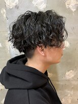 アカ(ACA)&nbsp;センターパートツイストスパイラルパーマツイストパーマ札幌大通