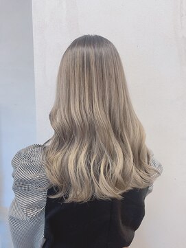 アンジェリカ 名古屋店(ANGELICA) シャドウルーツ×ホワイト【川見駿行】