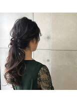 ジル ヘアデザイン ナンバ(JILL Hair Design NAMBA) 大人ローポニー/JILL