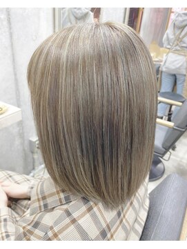 レイドバック(LAID BACK) 【代官山美容室】ハイライトカラー☆